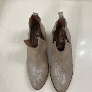 Gently worn metallic leather, Diba True booties.